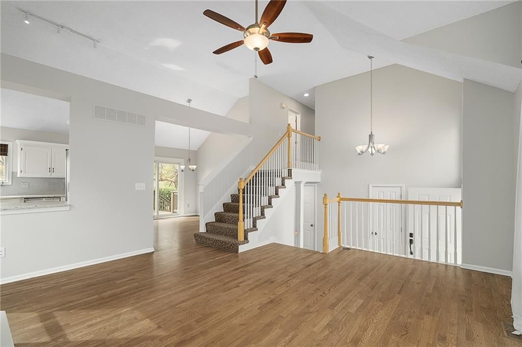 16251 W 158th Street — photo 12