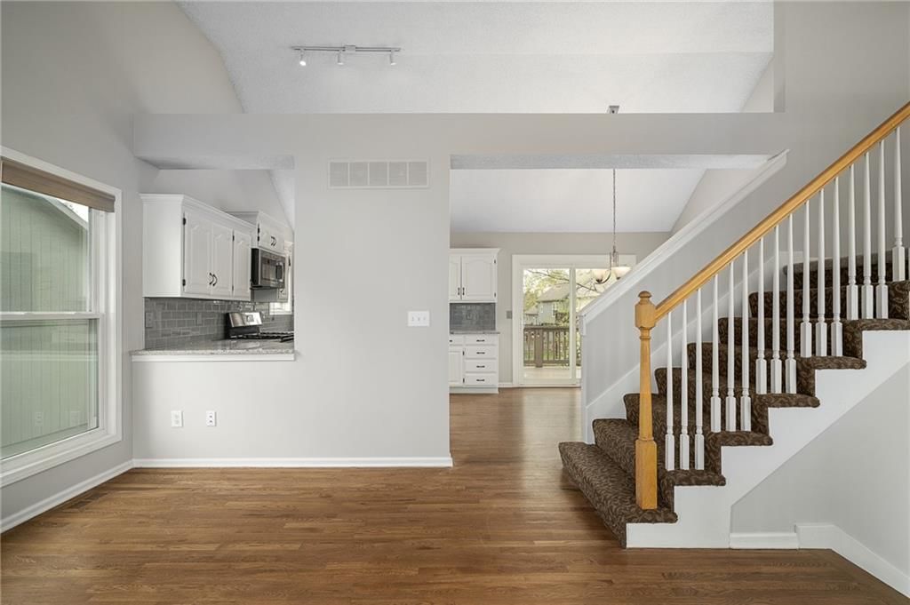 16251 W 158th Street — photo 13