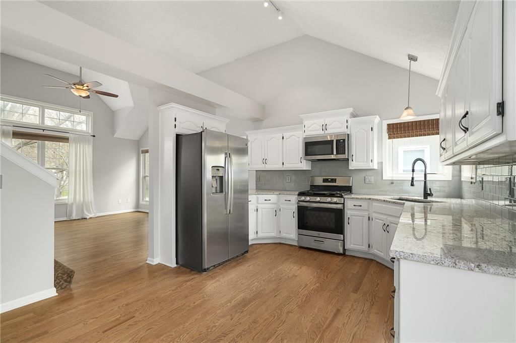16251 W 158th Street — photo 14