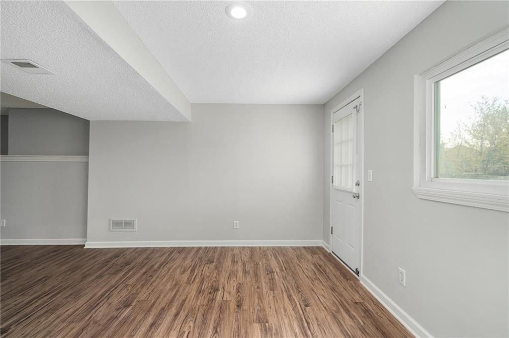16251 W 158th Street — photo 36