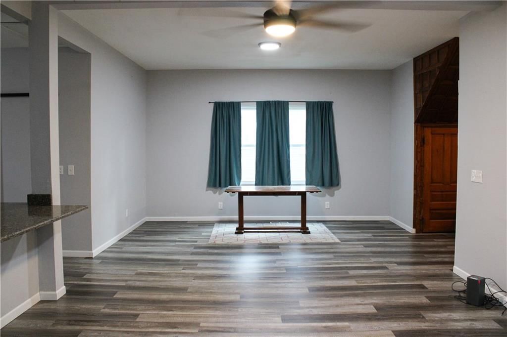 612 W Kansas Street — photo 8