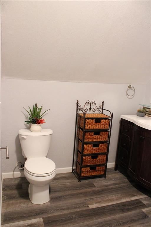 612 W Kansas Street — photo 24