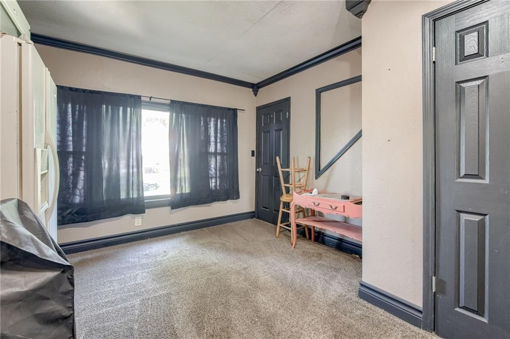 711 S Fuller Avenue — photo 16