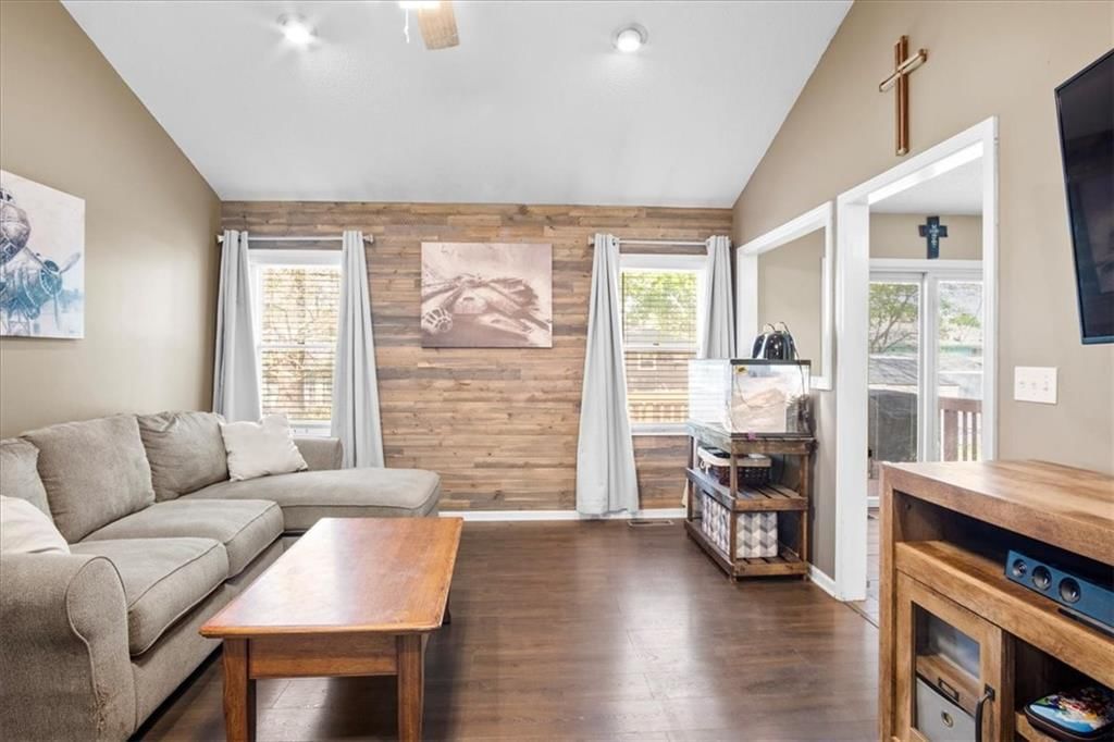 806 N ARNOLD Avenue — photo 5