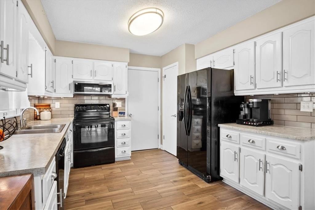 806 N ARNOLD Avenue — photo 9