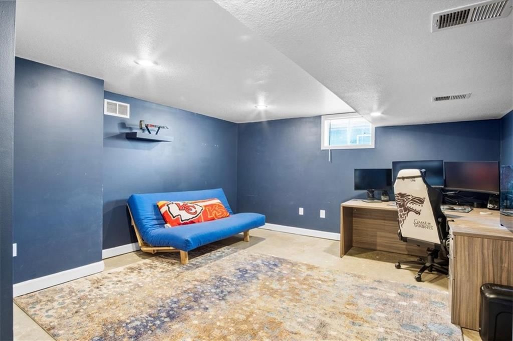 806 N ARNOLD Avenue — photo 27