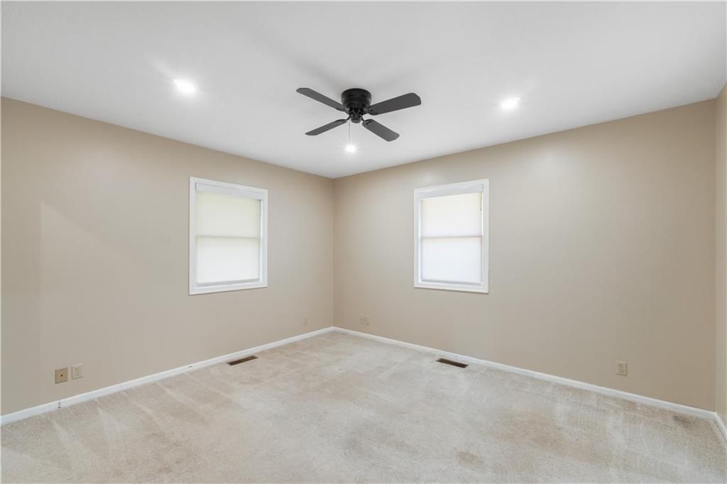 403 N Truman Street — photo 19