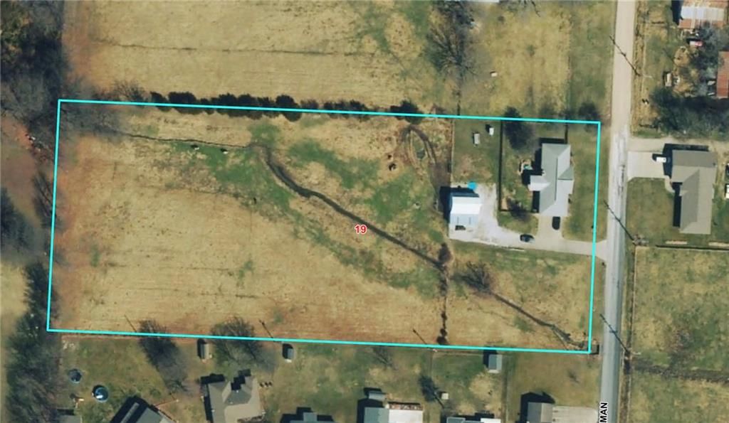 403 N Truman Street — photo 30