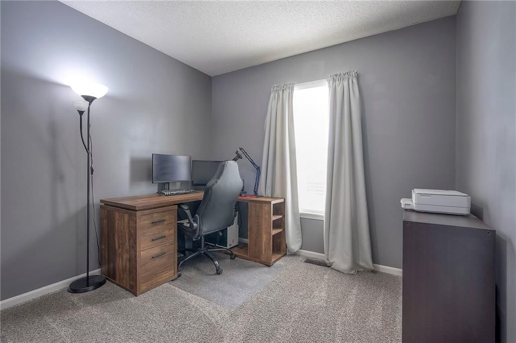 11517 N Laurel Court — photo 30