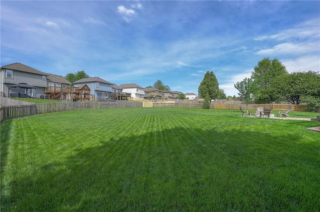 11517 N Laurel Court — photo 37