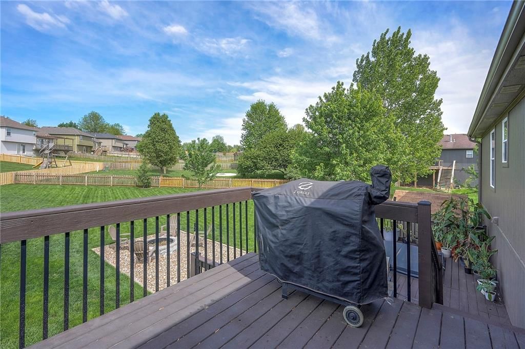 11517 N Laurel Court — photo 40
