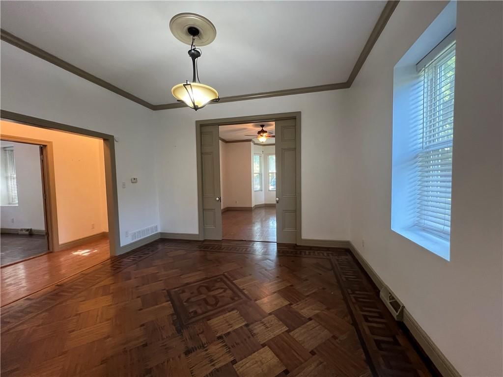 610 N Broadway Street — photo 11