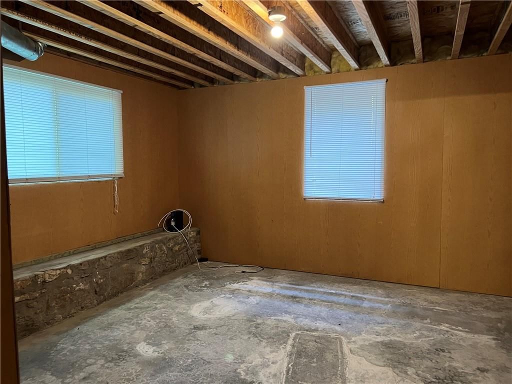 610 N Broadway Street — photo 27