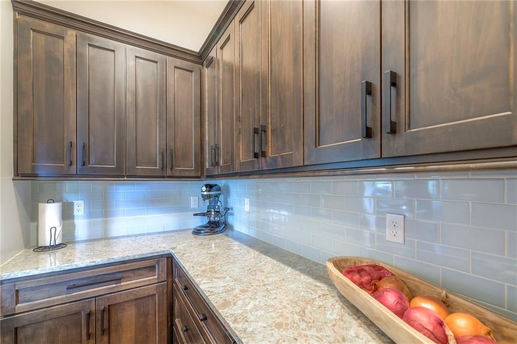 25109 W 105th Terrace — photo 14