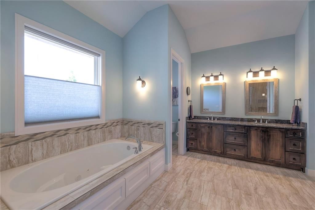 25109 W 105th Terrace — photo 30