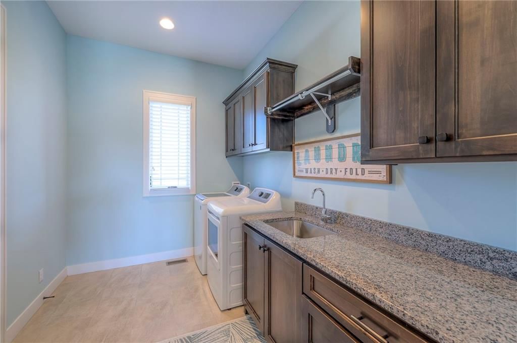 25109 W 105th Terrace — photo 38