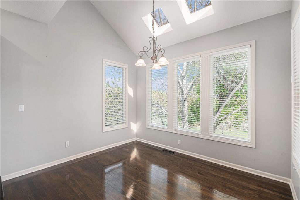 9225 N Kentucky Avenue — photo 12