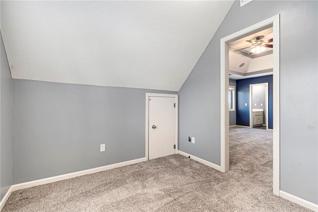 9225 N Kentucky Avenue — photo 32