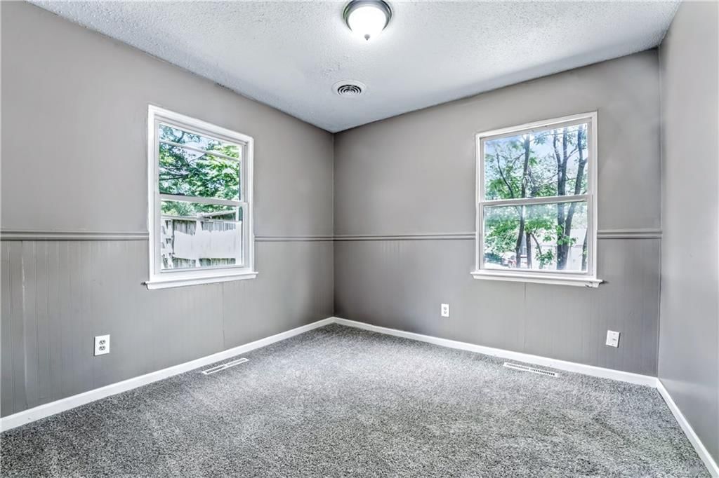 4902 Alma Avenue — photo 10