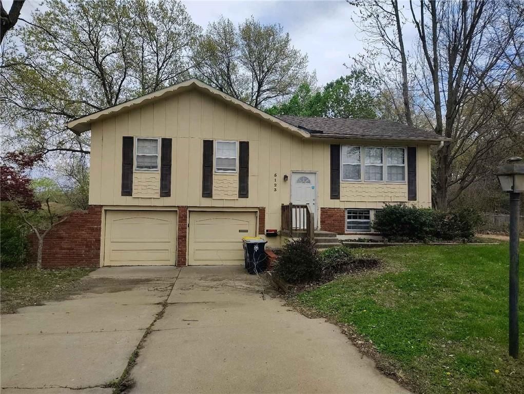 Photo 1 of 17 - 5123 Overton Circle