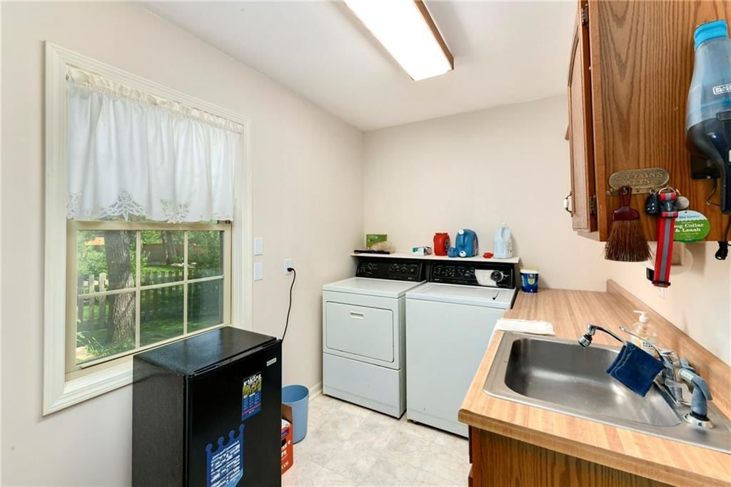 12433 W 105th Street — photo 32