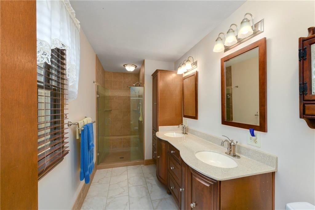 12433 W 105th Street — photo 44