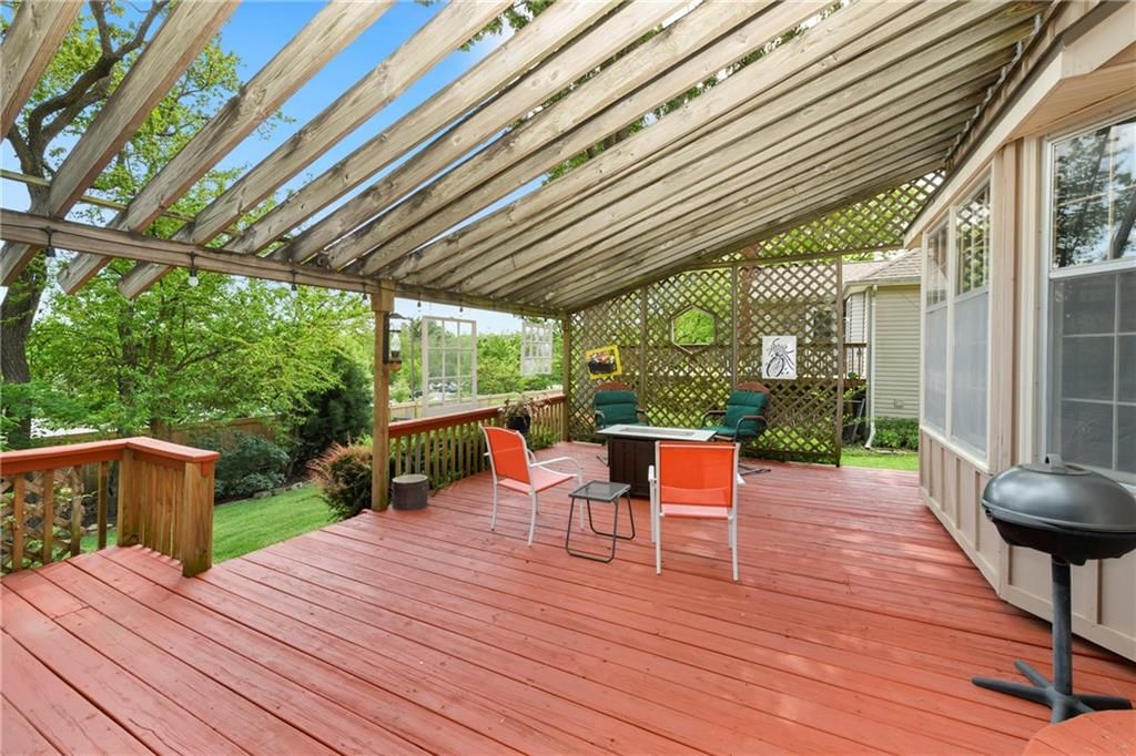 12433 W 105th Street — photo 47