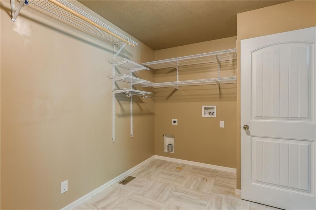 1304 Middlebrook Drive — photo 12