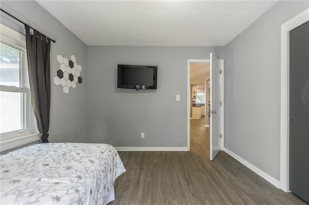 1304 Middlebrook Drive — photo 15