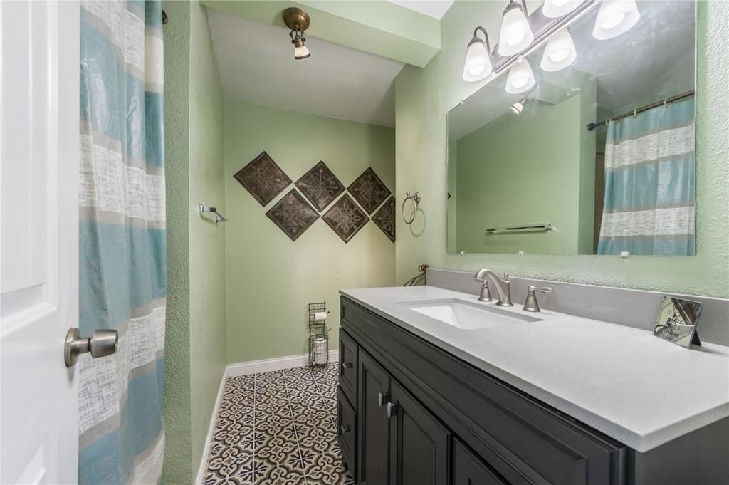 1304 Middlebrook Drive — photo 16