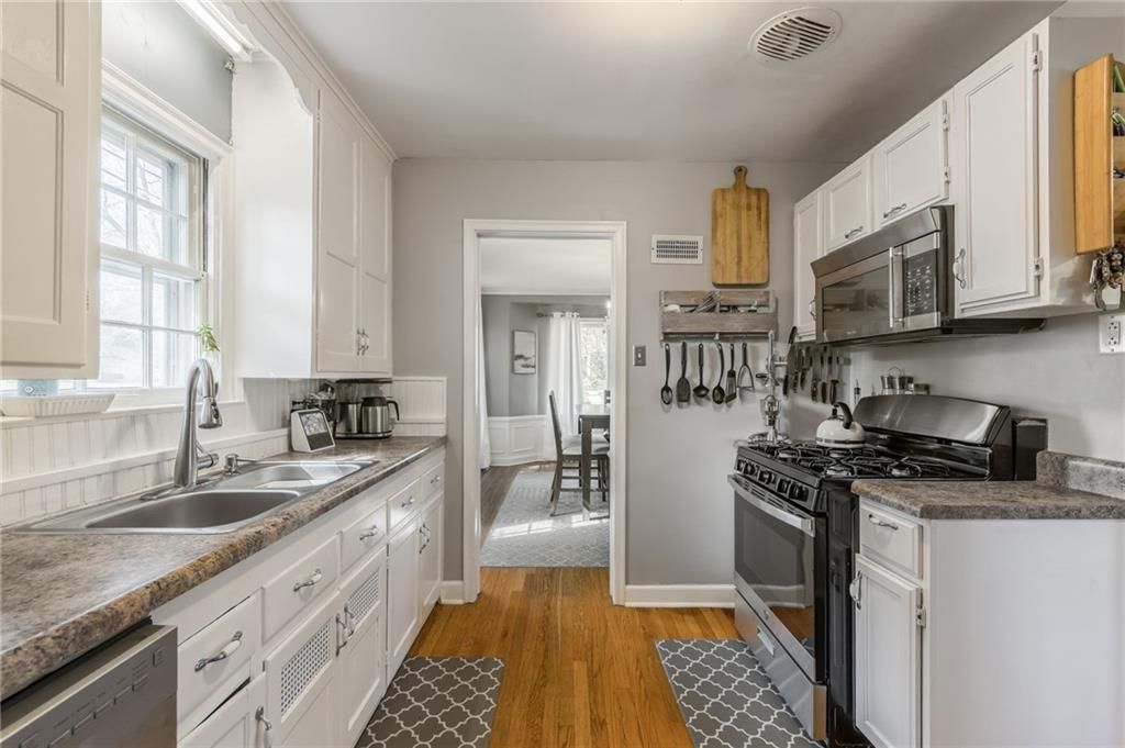 1201 W 76th Street — photo 11