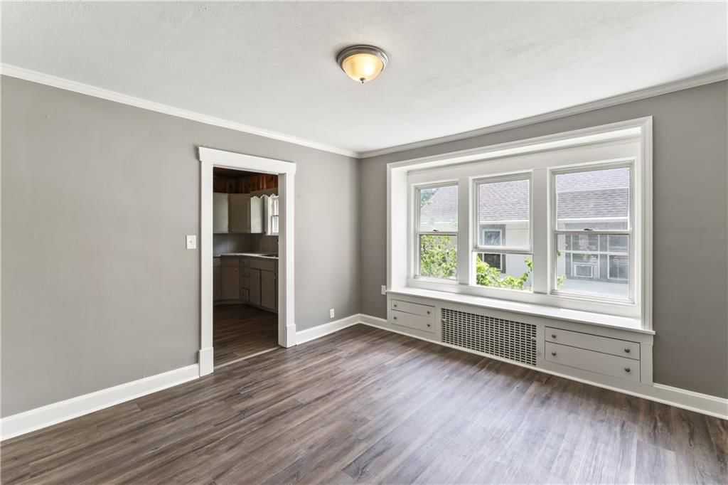 809 S Crysler Avenue — photo 6