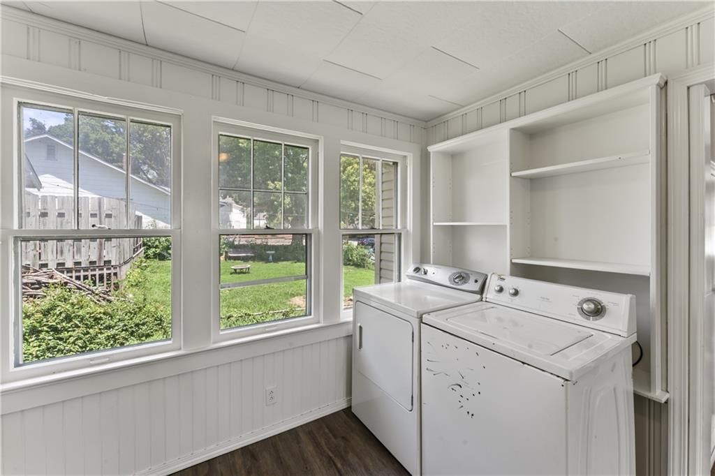 809 S Crysler Avenue — photo 15