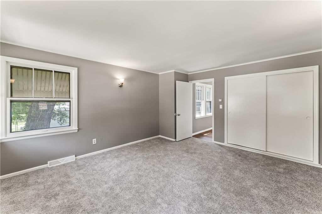 809 S Crysler Avenue — photo 18