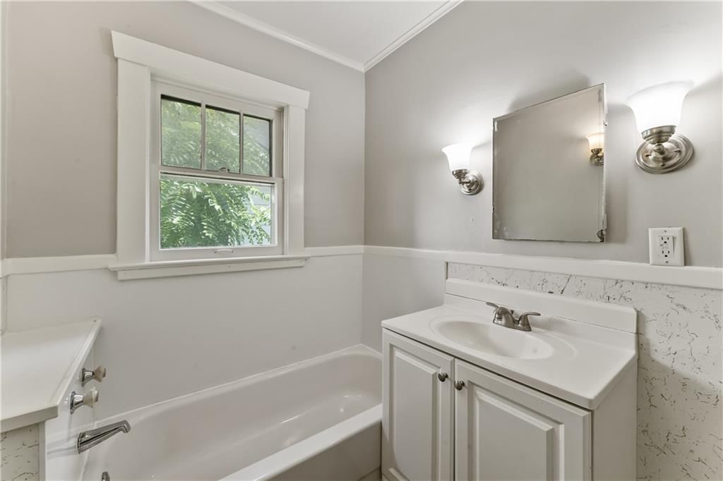 809 S Crysler Avenue — photo 25