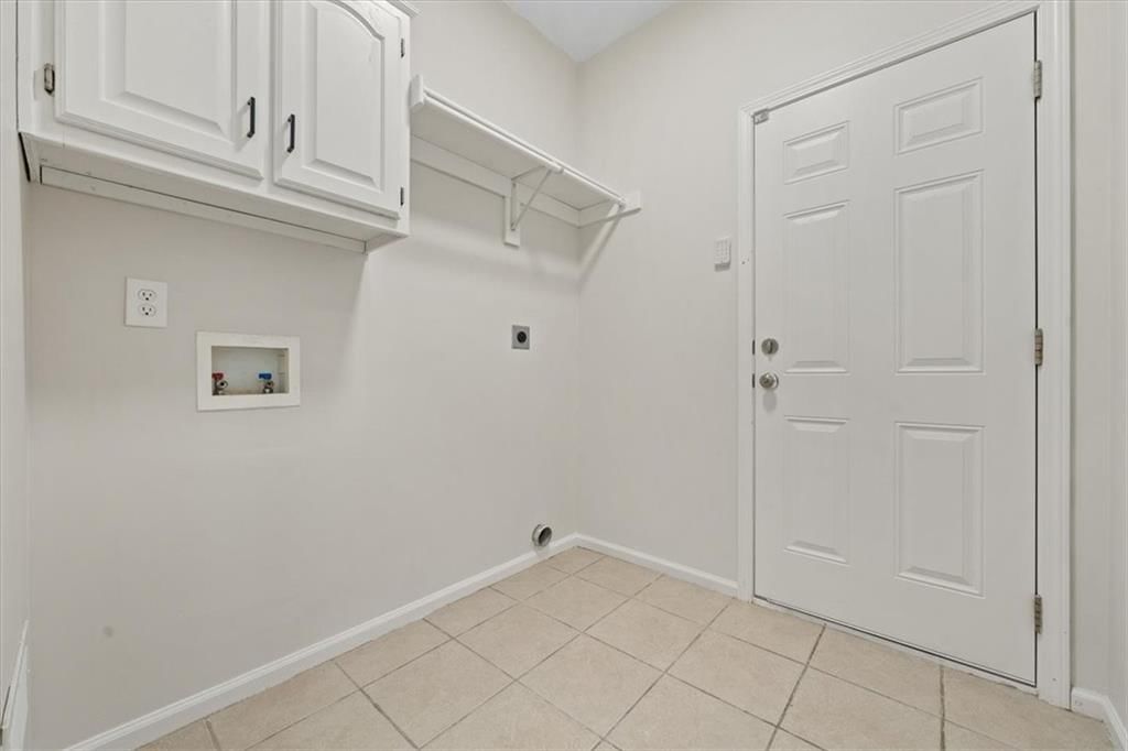 806 Tallgrass Drive — photo 13