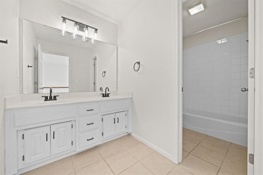 806 Tallgrass Drive — photo 22