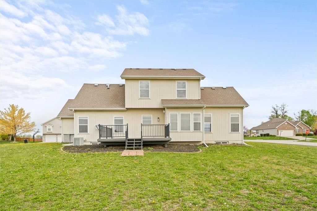 806 Tallgrass Drive — photo 24