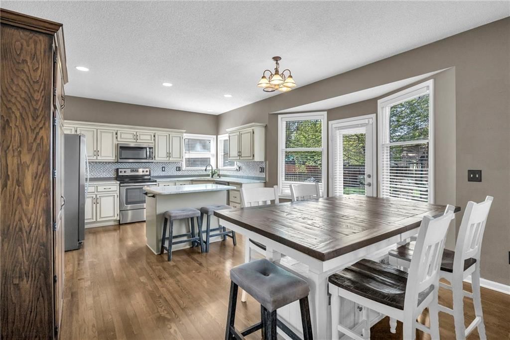 2646 W Mulberry Street — photo 13