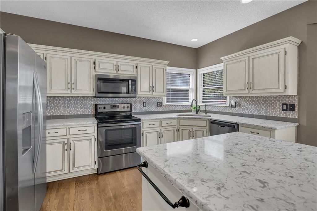 2646 W Mulberry Street — photo 15