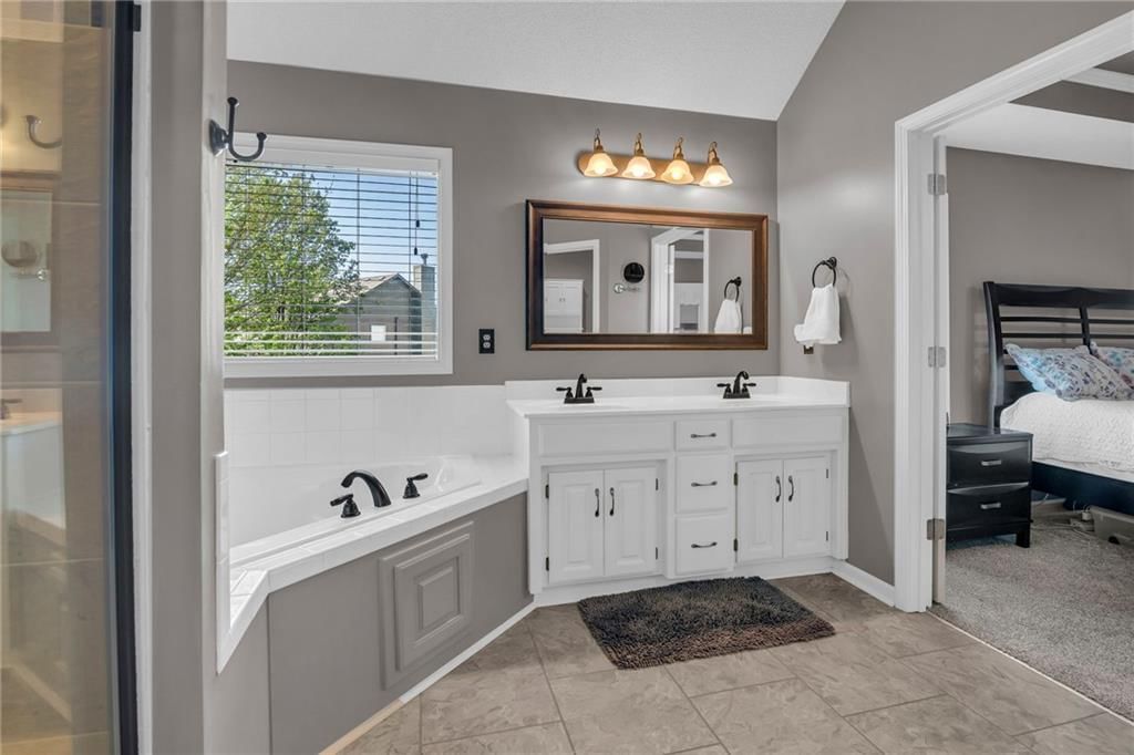 2646 W Mulberry Street — photo 24