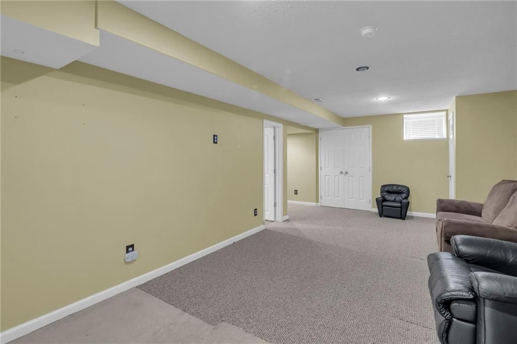 2646 W Mulberry Street — photo 37