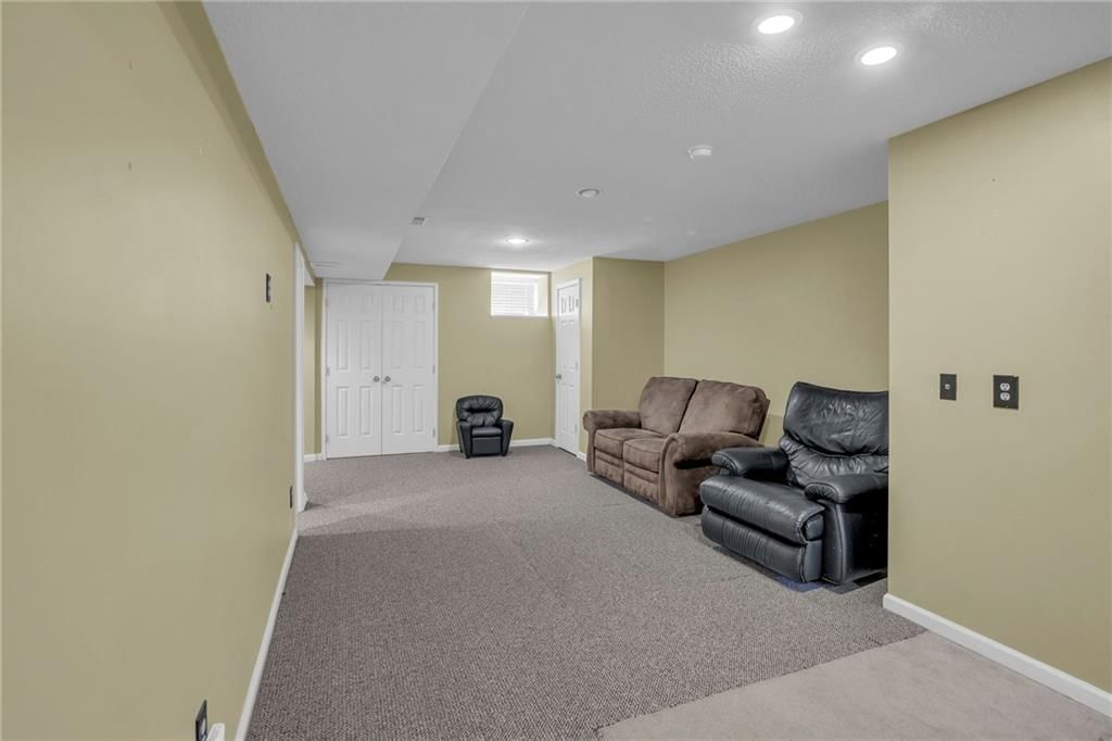 2646 W Mulberry Street — photo 38