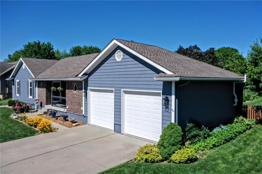1919 Valley View N/A — photo 4