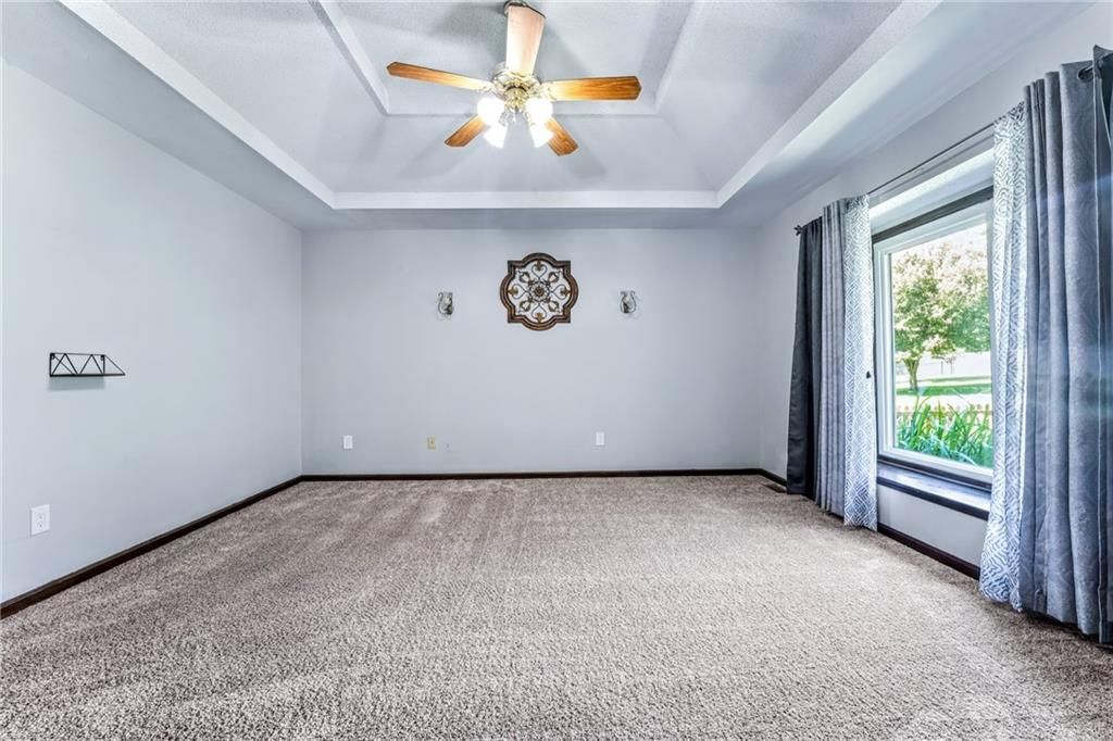 1919 Valley View N/A — photo 13
