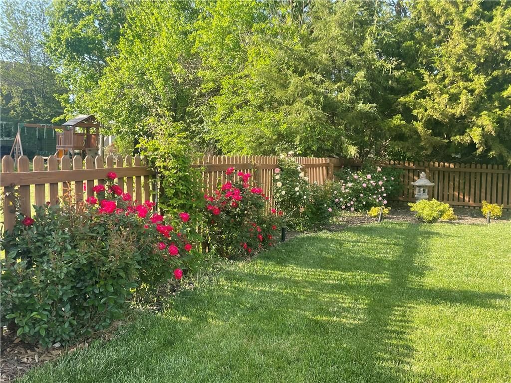 1919 Valley View N/A — photo 35
