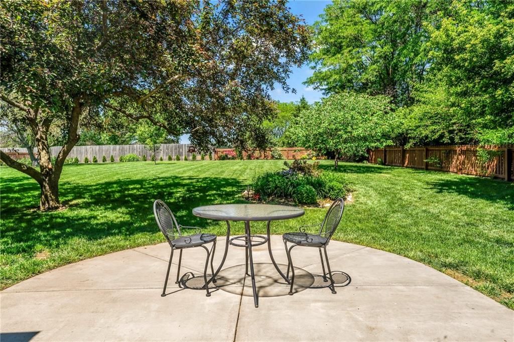 1919 Valley View N/A — photo 36