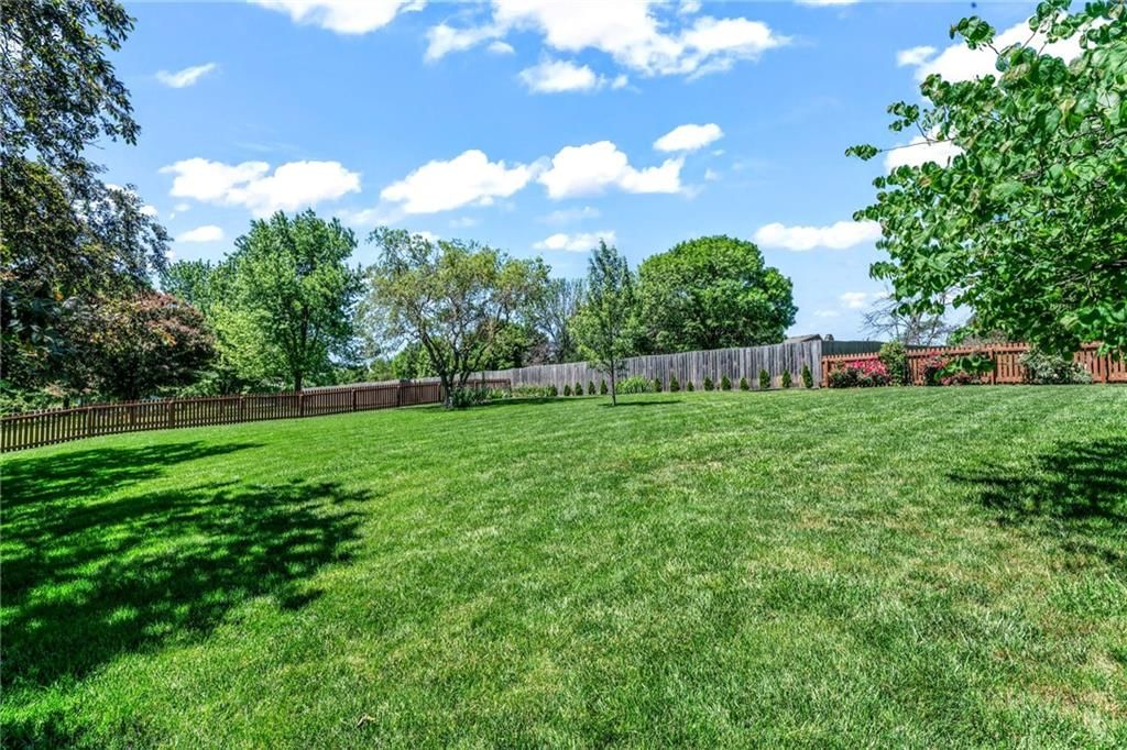 1919 Valley View N/A — photo 38