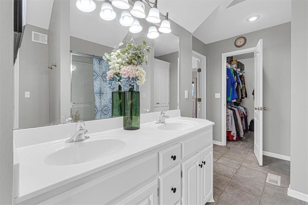 1703 Nottingham Drive — photo 10