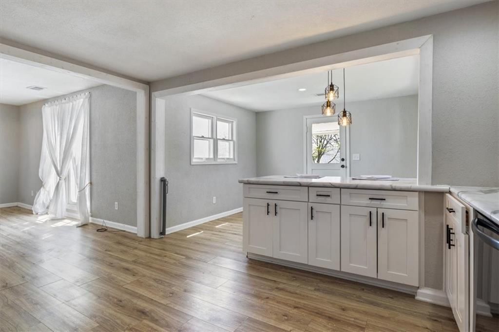 513 W Jefferson Street — photo 9